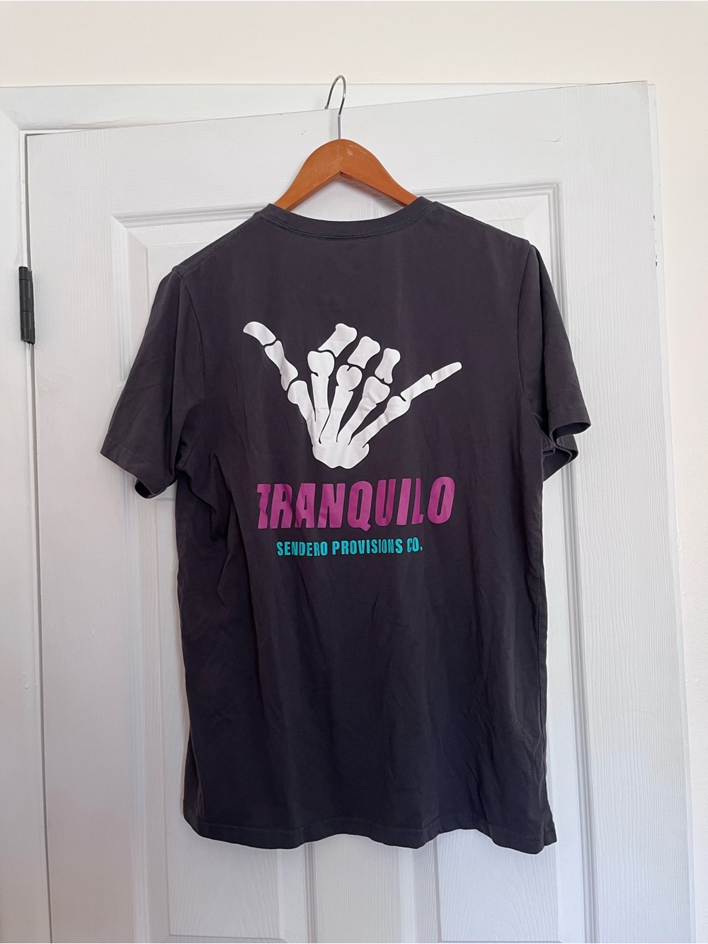 Sendero Provisions • Tranquilo Graphic Tee — Grey with Pink & Teal Print